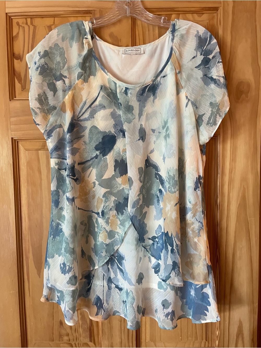 Blousology Blue & Cream Floral Layered Short-Sleeve Blouse